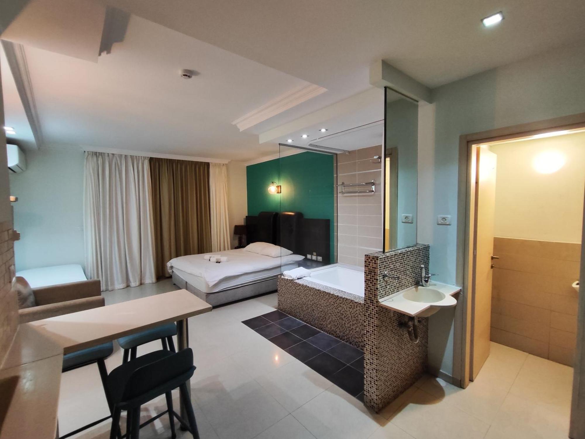 Marina Beach Hotel Tel Aviv Eksteriør billede